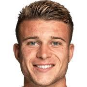 https://img.jingyuzhibol.com.cn/img/football/player/03c3e964637268ac6a3b3b93f14a6249.jpg