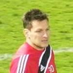https://img.jingyuzhibol.com.cn/img/football/player/20035ad1dc5eb004c11e79d3c906287b.png