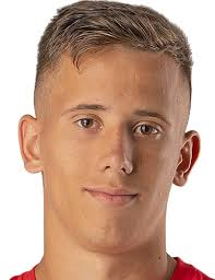 https://img.jingyuzhibol.com.cn/img/football/player/24c00ee8c62afa6d5050702c39d95d60.jpg