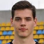 https://img.jingyuzhibol.com.cn/img/football/player/2ddd7ef916e7b93f8ad014b43751d2f1.png