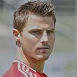 https://img.jingyuzhibol.com.cn/img/football/player/4672a9095720979e045f5d58e184de82.png
