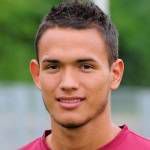 https://img.jingyuzhibol.com.cn/img/football/player/5d1d1da8d0d08c0549b6dec30b28ef5d.png