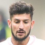 https://img.jingyuzhibol.com.cn/img/football/player/791fda88c46ea8b3d184f32dd80490d7.png
