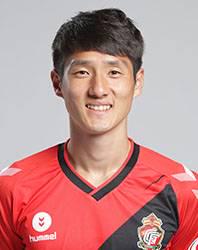 https://img.jingyuzhibol.com.cn/img/football/player/9646248183d3ccff3339134597a9bbd8.jpg