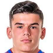 https://img.jingyuzhibol.com.cn/img/football/player/c07e192c70104c4b0f86dea0602385bd.jpg