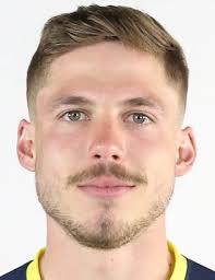 https://img.jingyuzhibol.com.cn/img/football/player/c112a18c7b17b734d0bfaf56dbba73dc.jpg